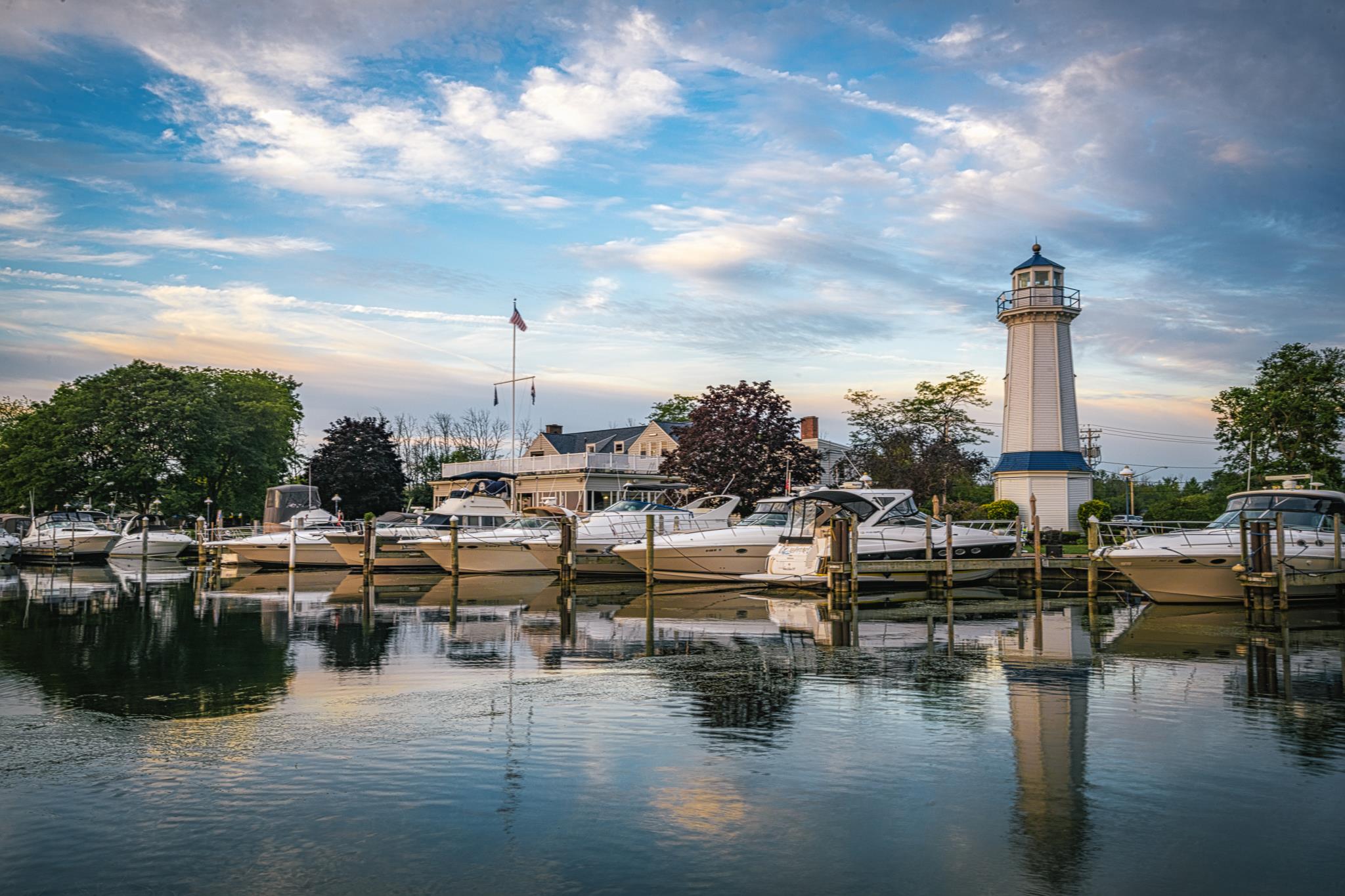 Buffalo Launch Club lighthouse and marina